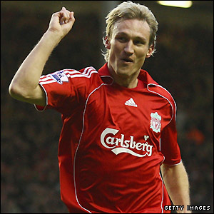 Sami Hyypia scores against Bolton