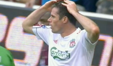 Carragher gives away a pen against West Ham