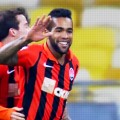 Alex Teixeira linked with LFC move
