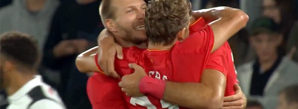 Ragnar Klavan gets his first goal for Liverpool