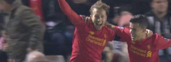 Lucas Leiva scores for LFC